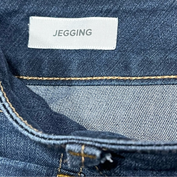 Torrid Legging Jeans Blue Denim Medium Wash 3 Button Jeggings Slim Leg Stretch - Picture 8 of 11